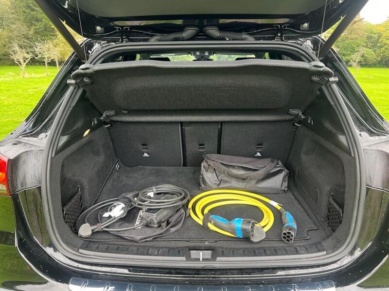 MERCEDES-BENZ EQA EQA EQA 250 66.5kWh AMG Line SUV 5dr Electric Auto (190 ps) 1 OWNER FROM NEW|VAT QUALIFYING SUV - U10192