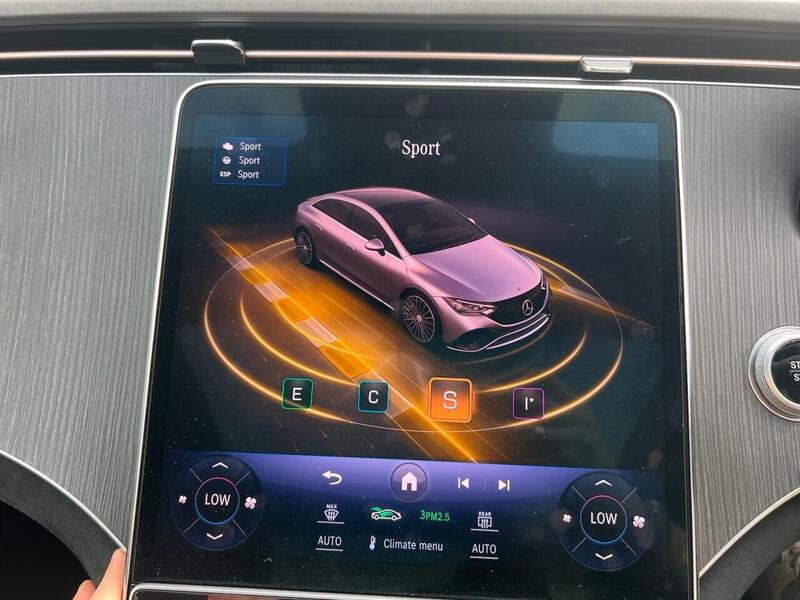 MERCEDES-BENZ EQE EQE EQE 350+ 91kWh AMG Line (Premium) Saloon 4dr Electric Auto (292 ps) 1 OWNER FROM NEW|FULL MERC - U10193