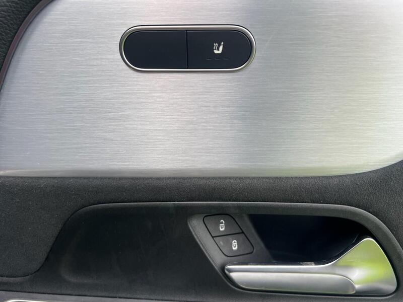 MERCEDES-BENZ EQA EQA EQA 250 66.5kWh AMG Line SUV 5dr Electric Auto (190 ps) 1 OWNER FROM NEW|FULL HISTORY - U10194