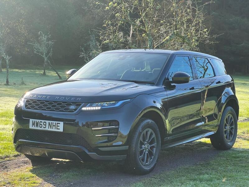 LAND ROVER RANGE ROVER EVOQUE RANGE ROVER EVOQUE 2.0 D150 R-Dynamic SUV 5dr Diesel Manual FWD Euro 6 (s/s) (150 ps) 1 FORMER - U10198