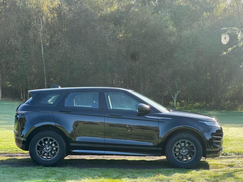 LAND ROVER RANGE ROVER EVOQUE RANGE ROVER EVOQUE 2.0 D150 R-Dynamic SUV 5dr Diesel Manual FWD Euro 6 (s/s) (150 ps) 1 FORMER - U10198