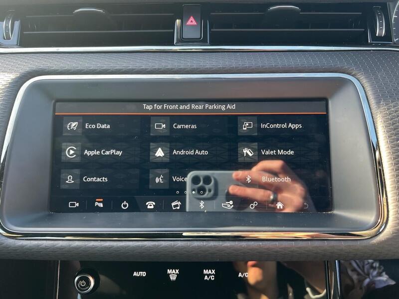 LAND ROVER RANGE ROVER EVOQUE RANGE ROVER EVOQUE 2.0 D150 R-Dynamic SUV 5dr Diesel Manual FWD Euro 6 (s/s) (150 ps) 1 FORMER - U10198