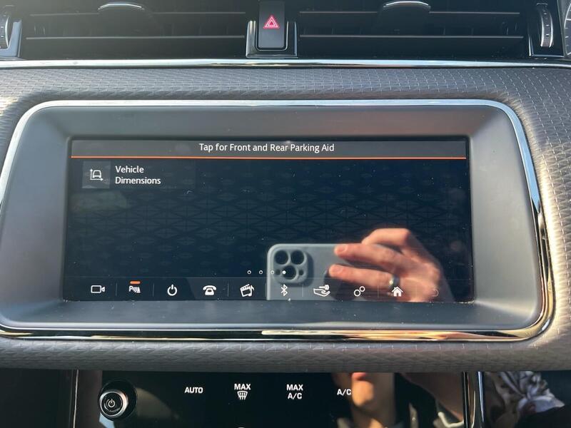 LAND ROVER RANGE ROVER EVOQUE RANGE ROVER EVOQUE 2.0 D150 R-Dynamic SUV 5dr Diesel Manual FWD Euro 6 (s/s) (150 ps) 1 FORMER - U10198