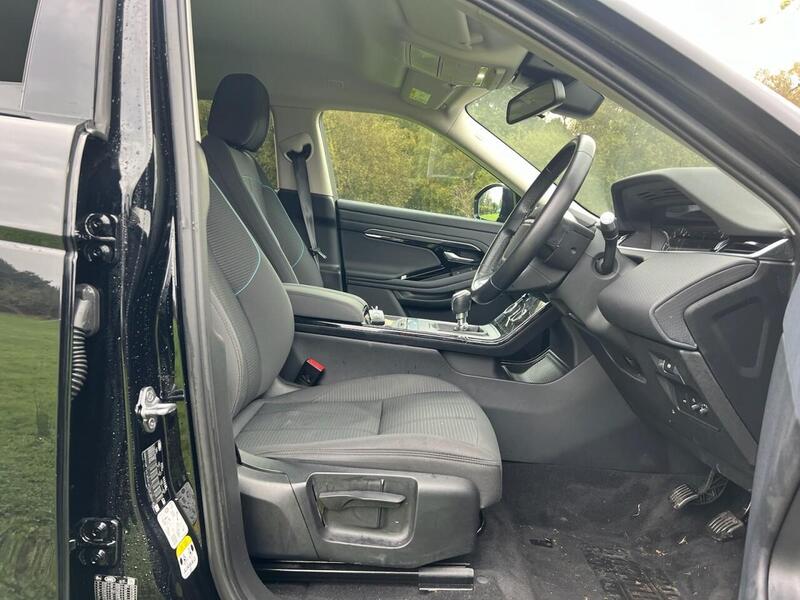 LAND ROVER RANGE ROVER EVOQUE RANGE ROVER EVOQUE 2.0 D150 SUV 5dr Diesel Manual FWD Euro 6 (s/s) (150 ps) - U10211
