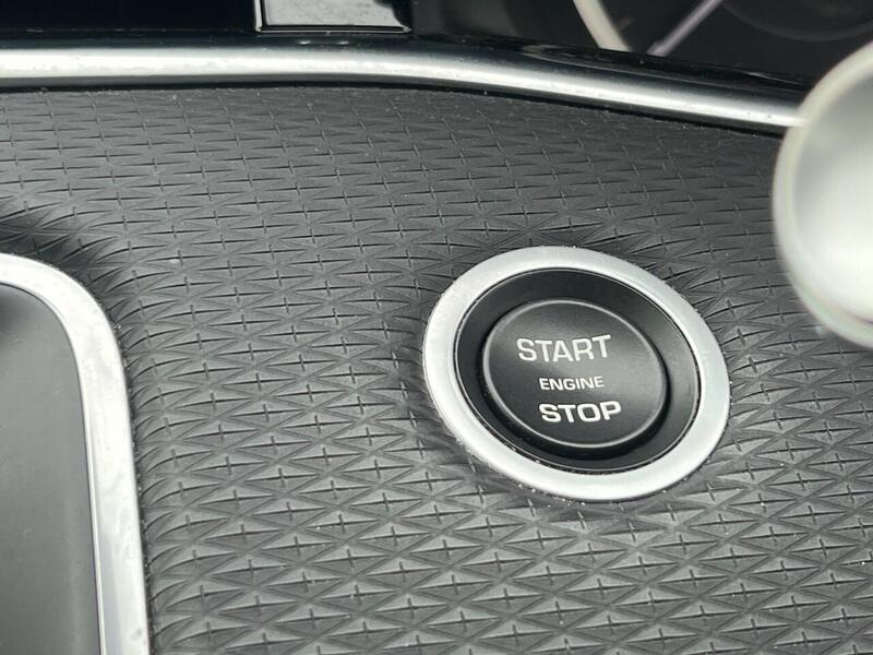 LAND ROVER RANGE ROVER EVOQUE RANGE ROVER EVOQUE 2.0 D150 SUV 5dr Diesel Manual FWD Euro 6 (s/s) (150 ps) - U10211