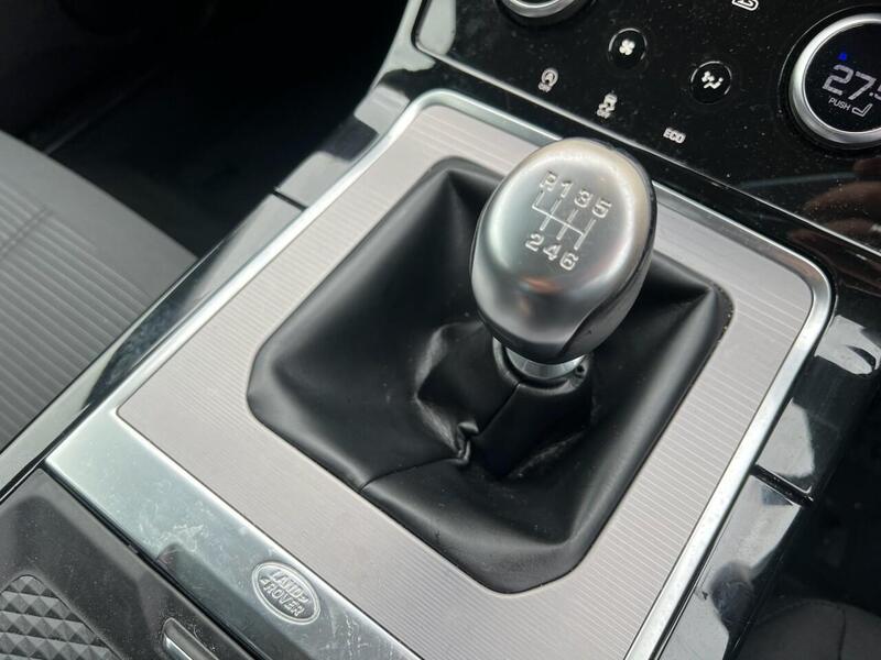 LAND ROVER RANGE ROVER EVOQUE RANGE ROVER EVOQUE 2.0 D150 SUV 5dr Diesel Manual FWD Euro 6 (s/s) (150 ps) - U10211