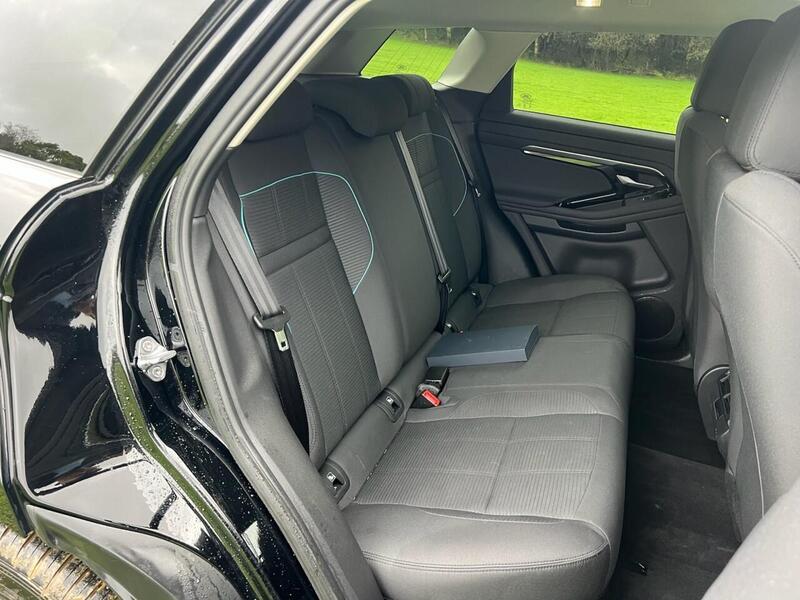 LAND ROVER RANGE ROVER EVOQUE RANGE ROVER EVOQUE 2.0 D150 SUV 5dr Diesel Manual FWD Euro 6 (s/s) (150 ps) - U10211