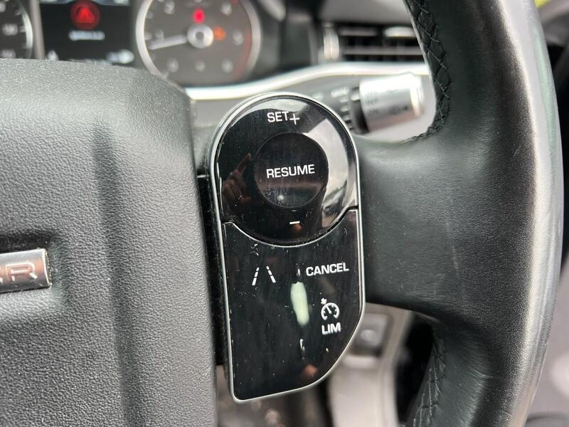 LAND ROVER RANGE ROVER EVOQUE RANGE ROVER EVOQUE 2.0 D150 SUV 5dr Diesel Manual FWD Euro 6 (s/s) (150 ps) - U10212