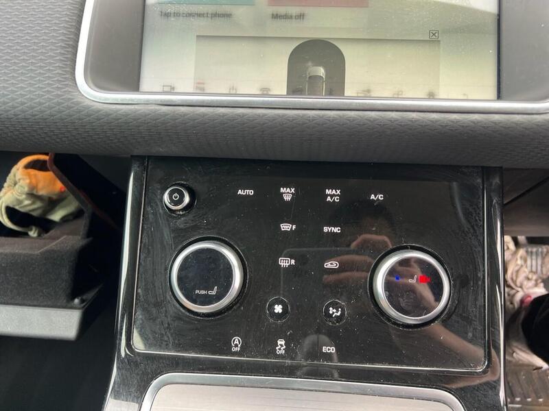 LAND ROVER RANGE ROVER EVOQUE RANGE ROVER EVOQUE 2.0 D150 SUV 5dr Diesel Manual FWD Euro 6 (s/s) (150 ps) - U10212