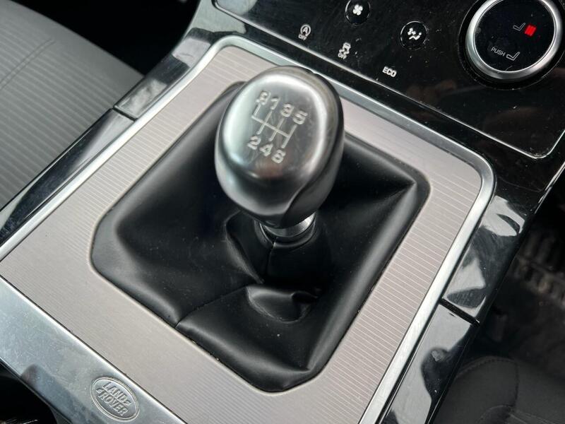 LAND ROVER RANGE ROVER EVOQUE RANGE ROVER EVOQUE 2.0 D150 SUV 5dr Diesel Manual FWD Euro 6 (s/s) (150 ps) - U10212