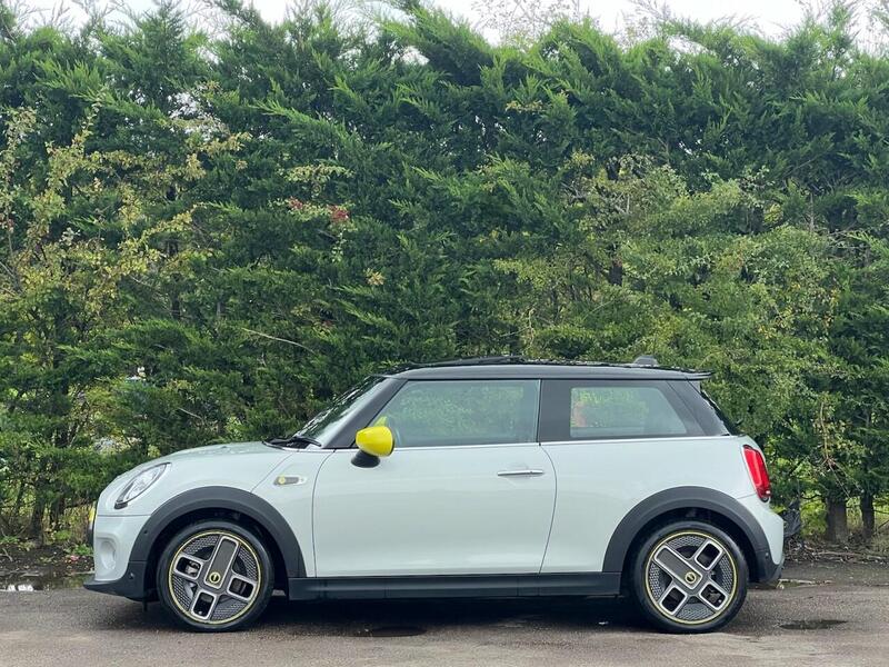 MINI HATCH COOPER HATCH COOPER COOPER S LEVEL 3 3d 181 BHP 1 OWNER FROM NEW|FULL MINI HISTORY - U10221