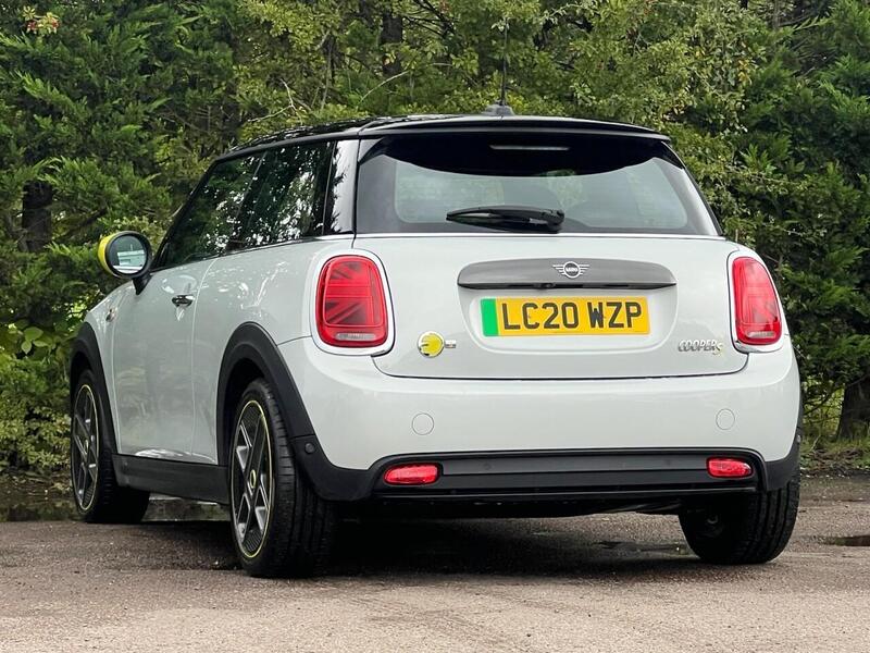 MINI HATCH COOPER HATCH COOPER COOPER S LEVEL 3 3d 181 BHP 1 OWNER FROM NEW|FULL MINI HISTORY - U10221