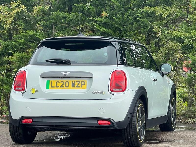 MINI HATCH COOPER HATCH COOPER COOPER S LEVEL 3 3d 181 BHP 1 OWNER FROM NEW|FULL MINI HISTORY - U10221