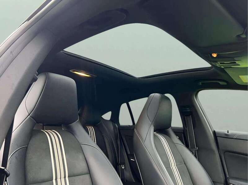MERCEDES-BENZ CLA CLA 2.1 CLA 200 D WHITEART 5d 134 BHP Estate Automatic Diesel - U10224