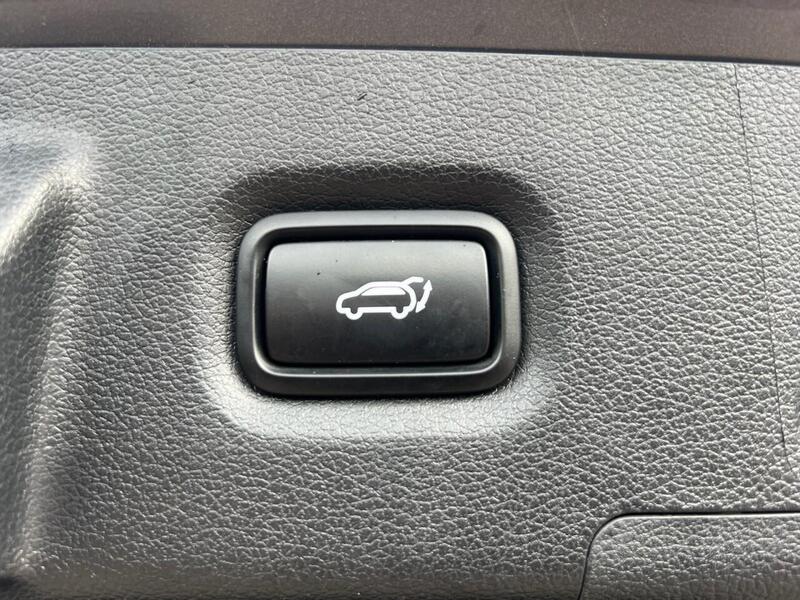 HYUNDAI SANTA FE SANTA FE 2.2 CRDI PREMIUM SE 5d 197 BHP 1 OWNER|FULL HYUNDAI HISTORY - U10228