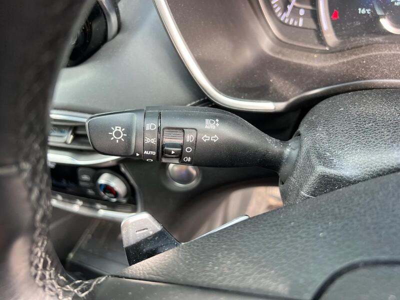 HYUNDAI SANTA FE SANTA FE 2.2 CRDI PREMIUM SE 5d 197 BHP 1 OWNER|FULL HYUNDAI HISTORY - U10228