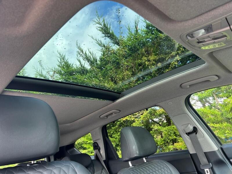 HYUNDAI SANTA FE SANTA FE 2.2 CRDI PREMIUM SE 5d 197 BHP 1 OWNER|FULL HYUNDAI HISTORY - U10228