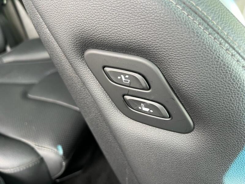 HYUNDAI SANTA FE SANTA FE 2.2 CRDI PREMIUM SE 5d 197 BHP 1 OWNER|FULL HYUNDAI HISTORY - U10228