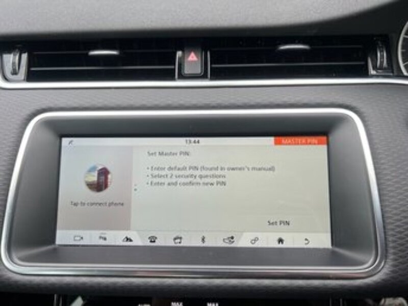 Land Rover RANGE ROVER EVOQUE RANGE ROVER EVOQUE 2.0 STANDARD MHEV 5d 148 BHP 1 OWNER FROM NEW|FULL LR HISTORY - U10238