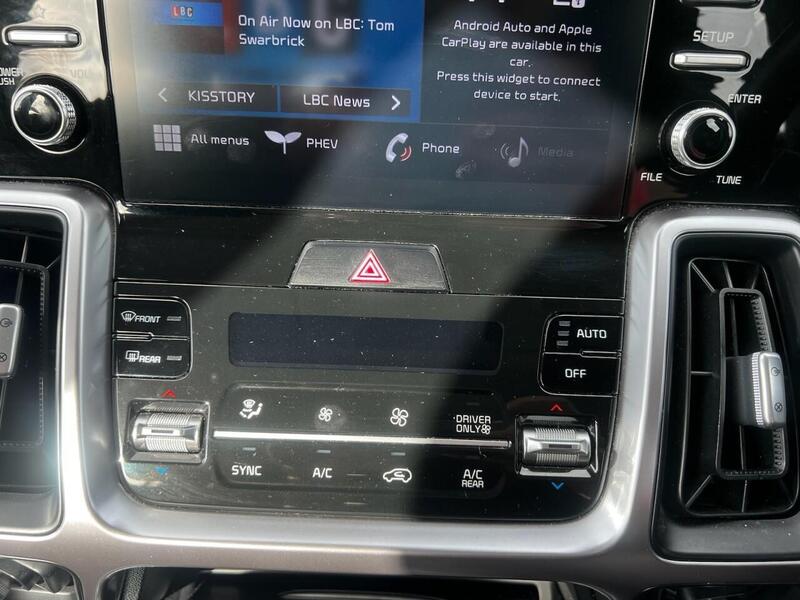 KIA SORENTO SORENTO 1.6 2 PHEV 5d 261 BHP 1 OWNER FROM NEW|VAT QUALIFYING Estate Automatic Hybrid Estate - U10243