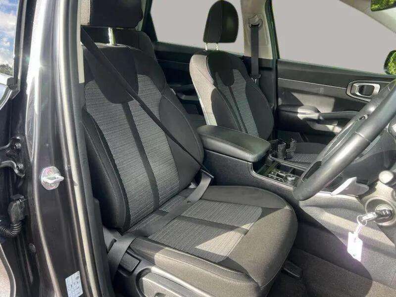 KIA SORENTO SORENTO 1.6 2 PHEV 5d 261 BHP 1 OWNER FROM NEW|VAT QUALIFYING Estate Automatic Hybrid Estate - U10243