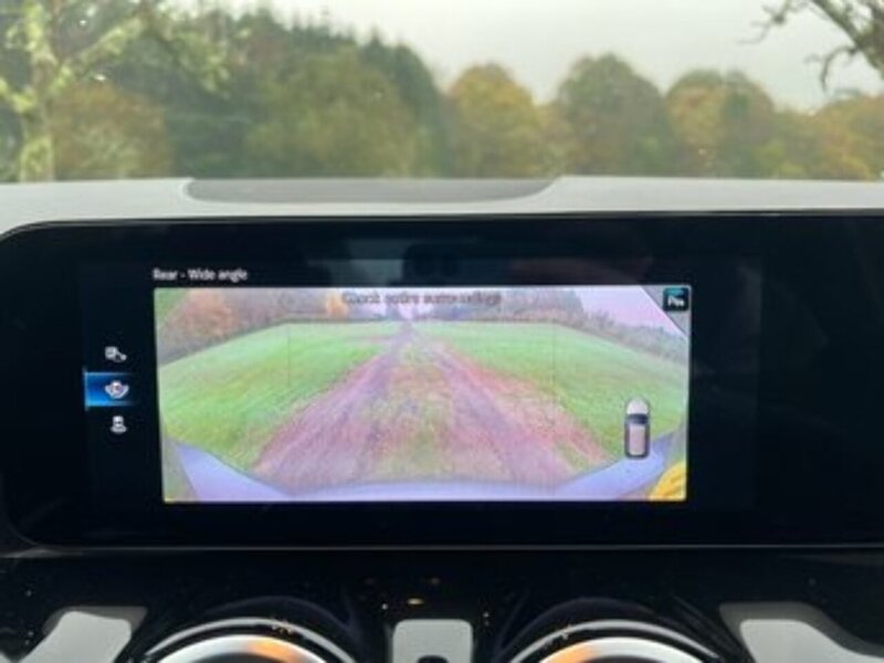 Mercedes-Benz B-CLASS B-CLASS 2.0 B 180 D SPORT EXECUTIVE 5d 114 BHP 1 OWNER FROM NEW|RCAM|H/SEATS|APPLE - U10253