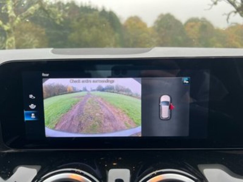 Mercedes-Benz B-CLASS B-CLASS 2.0 B 180 D SPORT EXECUTIVE 5d 114 BHP 1 OWNER FROM NEW|RCAM|H/SEATS|APPLE - U10253