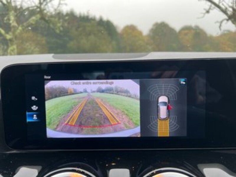 Mercedes-Benz B-CLASS B-CLASS 2.0 B 180 D SPORT EXECUTIVE 5d 114 BHP 1 OWNER FROM NEW|RCAM|H/SEATS|APPLE - U10253