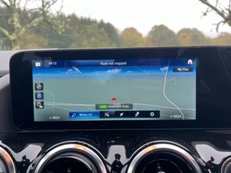 Mercedes-Benz B-CLASS B-CLASS 2.0 B 180 D SPORT EXECUTIVE 5d 114 BHP 1 OWNER FROM NEW|RCAM|H/SEATS|APPLE - U10253