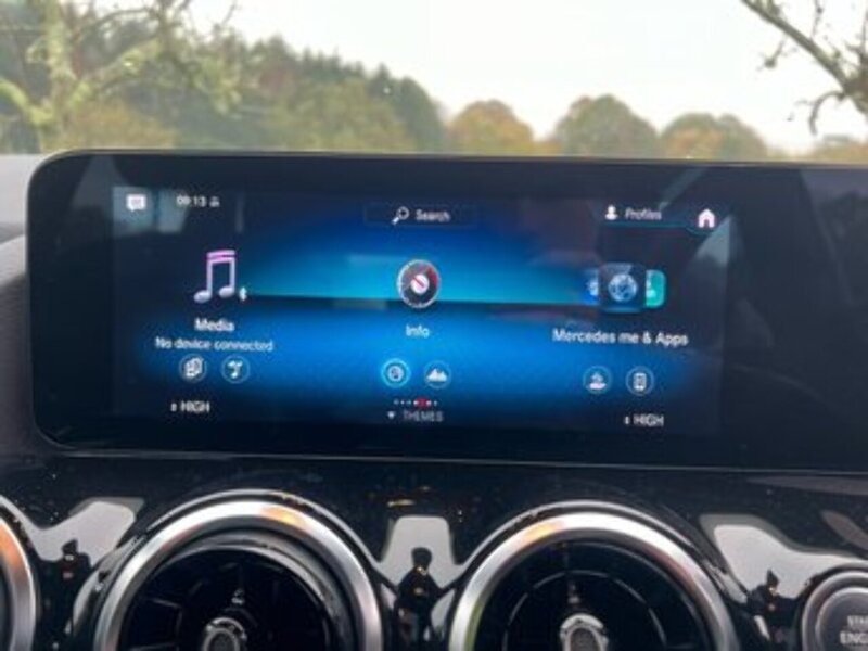 Mercedes-Benz B-CLASS B-CLASS 2.0 B 180 D SPORT EXECUTIVE 5d 114 BHP 1 OWNER FROM NEW|RCAM|H/SEATS|APPLE - U10253