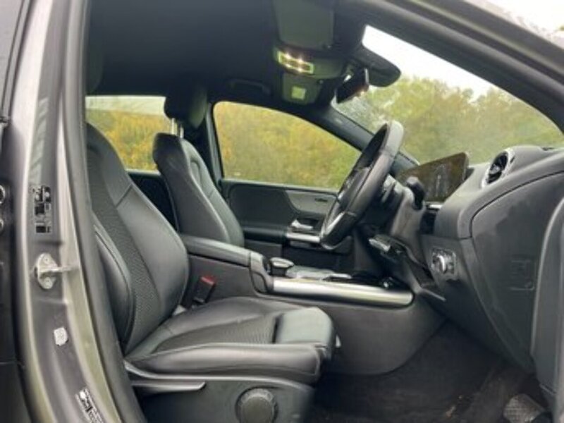 Mercedes-Benz B-CLASS B-CLASS 2.0 B 180 D SPORT EXECUTIVE 5d 114 BHP 1 OWNER FROM NEW|RCAM|H/SEATS|APPLE - U10253