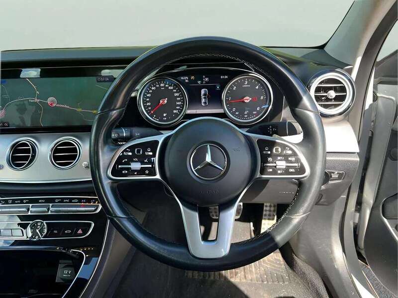 MERCEDES-BENZ E-CLASS E-CLASS 2.0 E 200 D SE 4d 148 BHP R/CAM|H/SEATS|S/NAV|CRUISE - U10254