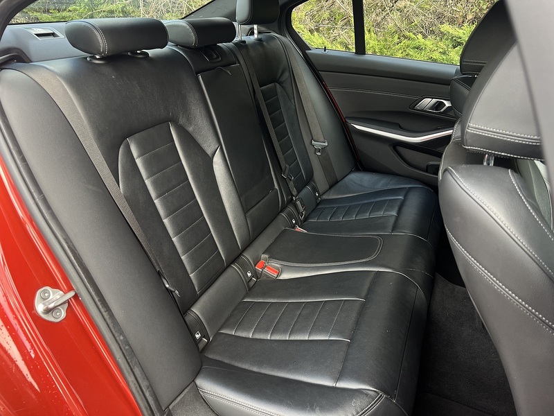 BMW 3 SERIES 3 SERIES 2.0 330E M SPORT PHEV 4d 289 BHP 1 OWNER FROM NEW|R/CAM|H/SEATS|NAV - U10263