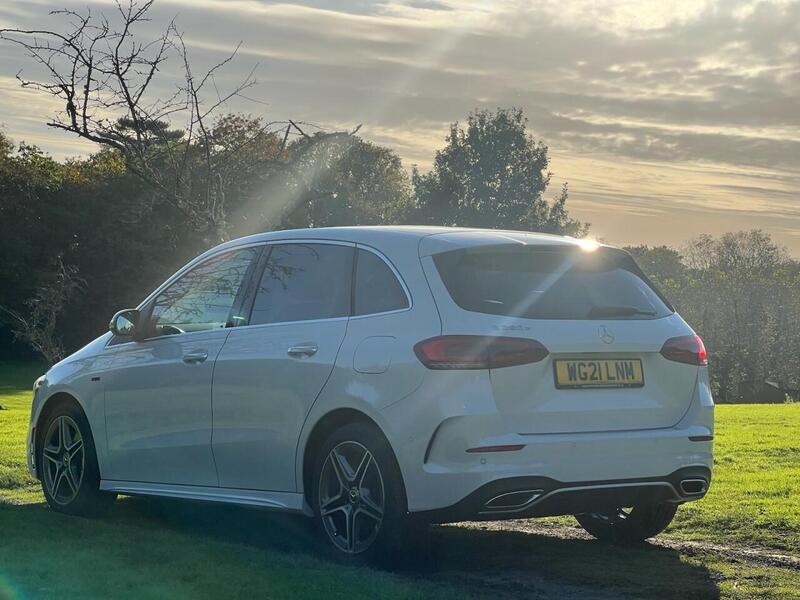 MERCEDES-BENZ B-CLASS B-CLASS 1.3 B 250 E AMG LINE PREMIUM 5d 259 BHP 1 OWNER FROM NEW|SERVICE HISTORY - U10267