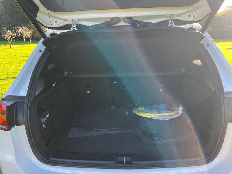 MERCEDES-BENZ B-CLASS B-CLASS 1.3 B 250 E AMG LINE PREMIUM 5d 259 BHP 1 OWNER FROM NEW|SERVICE HISTORY - U10267