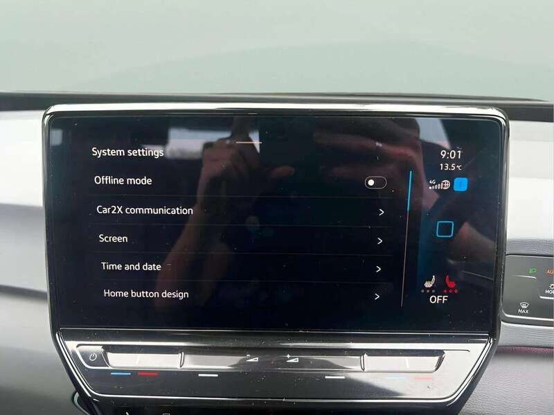 VOLKSWAGEN ID3 ID3 LIFE 5d 202 BHP 1 OWNER FROM NEW|VAT QUALIFYING - U10270