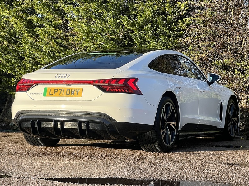 AUDI E-TRON GT E-TRON GT QUATTRO BASE 4d 523 BHP 1 OWNER FROM NEW|VAT QUALIFYING - U10284