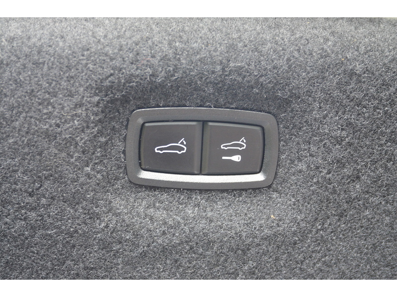 AUDI E-TRON GT E-TRON GT QUATTRO BASE 4d 523 BHP 1 OWNER FROM NEW|VAT QUALIFYING - U10284