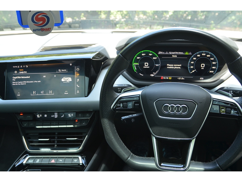 AUDI E-TRON GT E-TRON GT QUATTRO BASE 4d 523 BHP 1 OWNER FROM NEW|VAT QUALIFYING - U10284