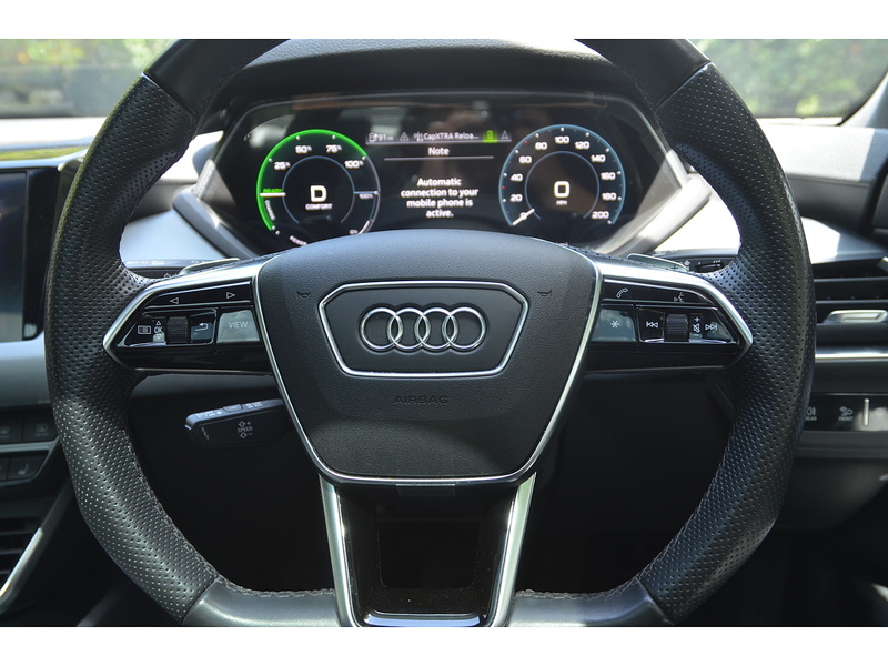 AUDI E-TRON GT E-TRON GT QUATTRO BASE 4d 523 BHP 1 OWNER FROM NEW|VAT QUALIFYING - U10284