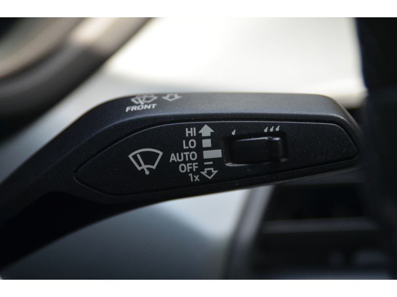 AUDI E-TRON GT E-TRON GT QUATTRO BASE 4d 523 BHP 1 OWNER FROM NEW|VAT QUALIFYING - U10284