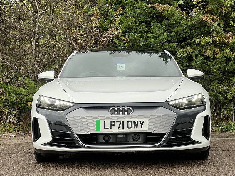 AUDI E-TRON GT E-TRON GT QUATTRO BASE 4d 523 BHP 1 OWNER FROM NEW|VAT QUALIFYING - U10284