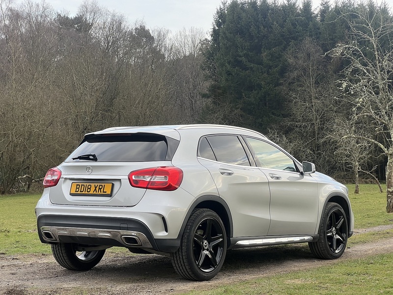 MERCEDES-BENZ GLA-CLASS GLA-CLASS 2.1 GLA 220 D 4MATIC AMG LINE 5d 174 BHP SERVICE HISTORY|R/CAM|PRIVACY|19'S - U10289