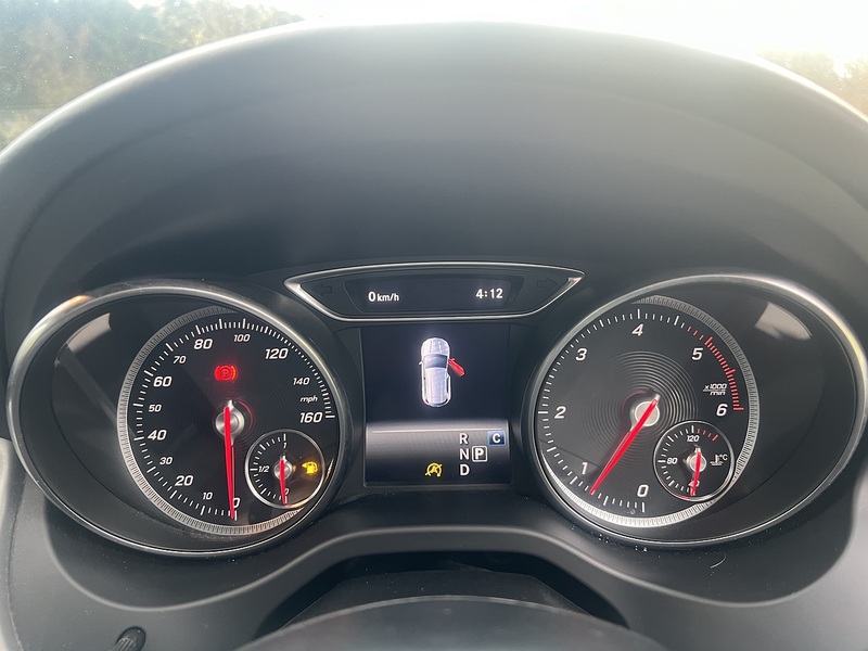 MERCEDES-BENZ GLA-CLASS GLA-CLASS 2.1 GLA 220 D 4MATIC AMG LINE 5d 174 BHP SERVICE HISTORY|R/CAM|PRIVACY|19'S - U10289