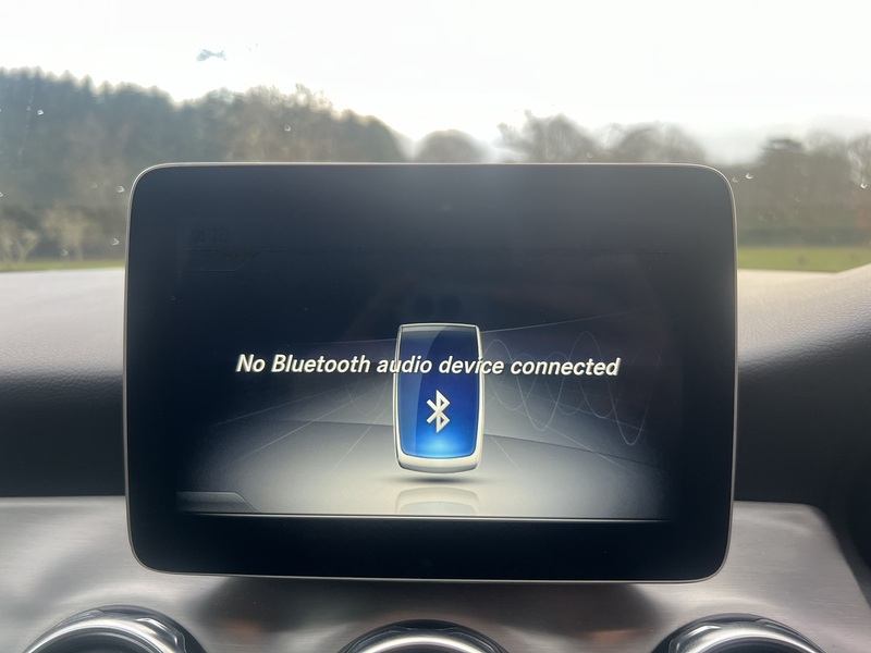 MERCEDES-BENZ GLA-CLASS GLA-CLASS 2.1 GLA 220 D 4MATIC AMG LINE 5d 174 BHP SERVICE HISTORY|R/CAM|PRIVACY|19'S - U10289