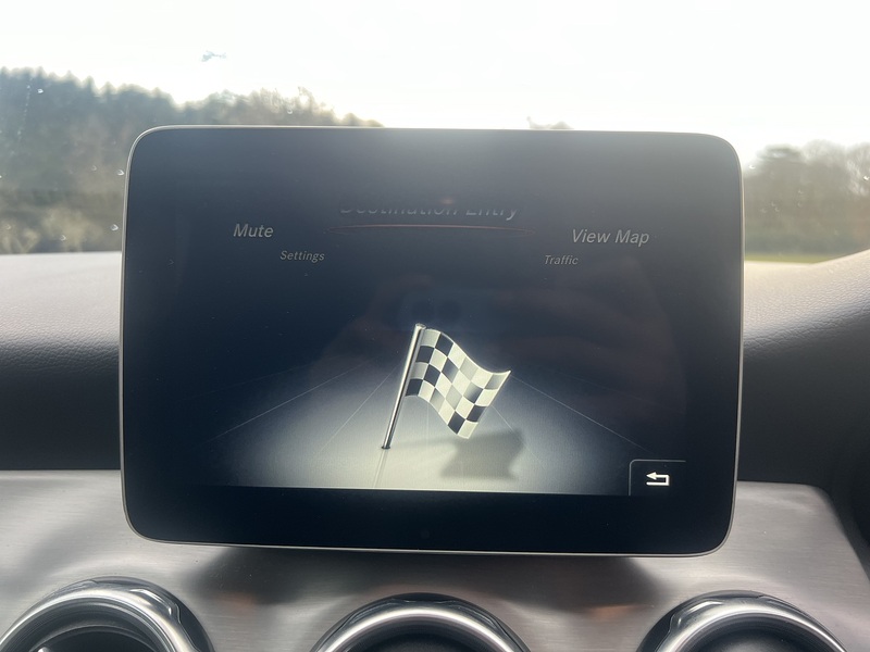 MERCEDES-BENZ GLA-CLASS GLA-CLASS 2.1 GLA 220 D 4MATIC AMG LINE 5d 174 BHP SERVICE HISTORY|R/CAM|PRIVACY|19'S - U10289