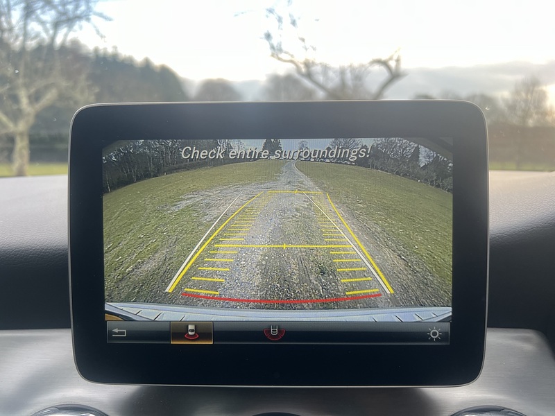 MERCEDES-BENZ GLA-CLASS GLA-CLASS 2.1 GLA 220 D 4MATIC AMG LINE 5d 174 BHP SERVICE HISTORY|R/CAM|PRIVACY|19'S - U10289