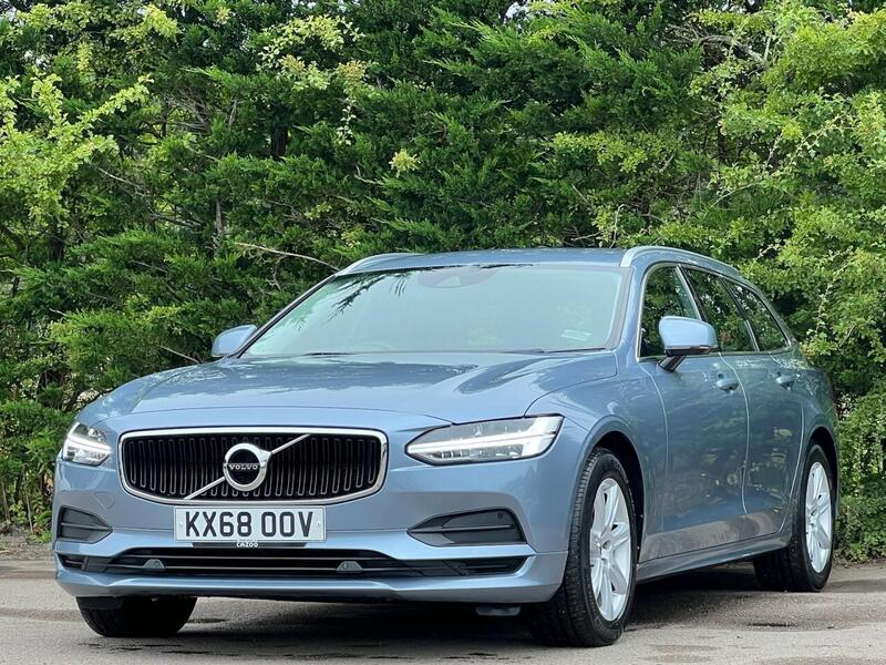 VOLVO V90 V90 2.0 D4 MOMENTUM 5d 188 BHP 1 FORMER KEEPER|PARK DISTANCE F/R - U10292