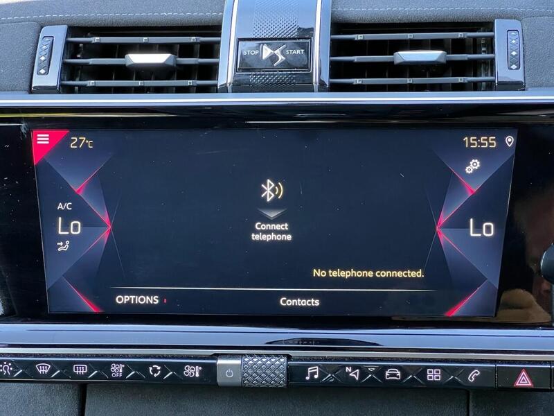 DS DS 7 CROSSBACK DS 7 CROSSBACK 1.5 BLUEHDI PERFORMANCE LINE S/S 5d 130 BHP 1 FORMER KEEPER|PARK DISTANCE|APPLE - U10296