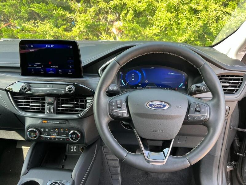 FORD KUGA KUGA 2.5 VIGNALE 5d 222 BHP 1 OWNER|DRIVER ASSISTANCE PACK - U10300